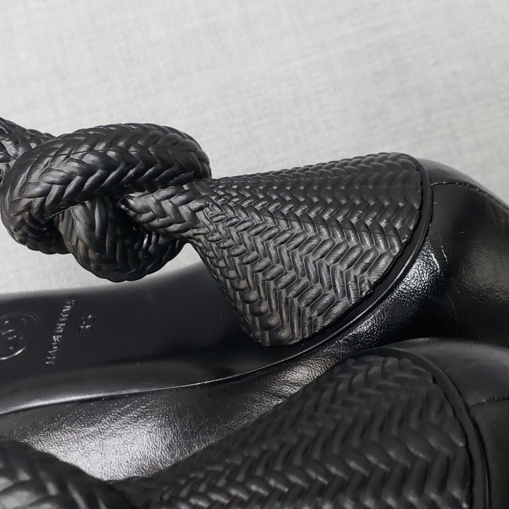 Chanel knot Pumps - Picture 7 of 8